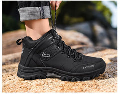 Men’s Warm Water-Resistant Non-Slip Snow Boots