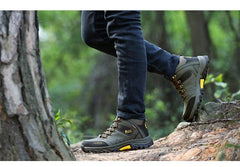 Men’s Warm Water-Resistant Non-Slip Snow Boots