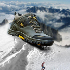 Men’s Warm Water-Resistant Non-Slip Snow Boots